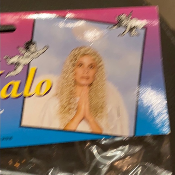 Feather halo Great for Halloween! - Picture 3 of 4